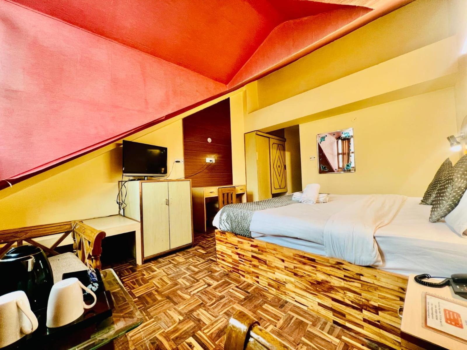 Hotel Kalinga Grand - Luxury Comfort !! Travellers Delight !! Budget Friendly !! Prime Location !! Guest Favourite Manāli Exterior foto